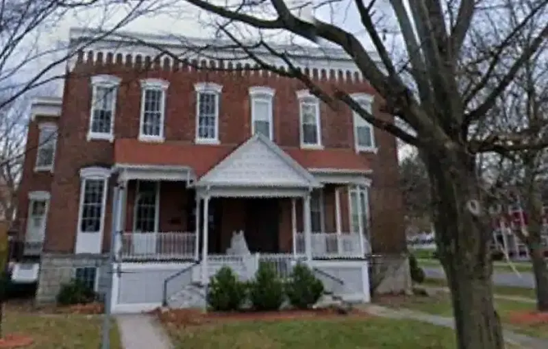 Syracuse Recovery Services facility in Cardiff by the Sea, California