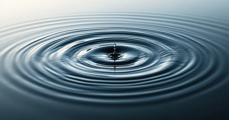 Concentric ripples on still water (illustration)